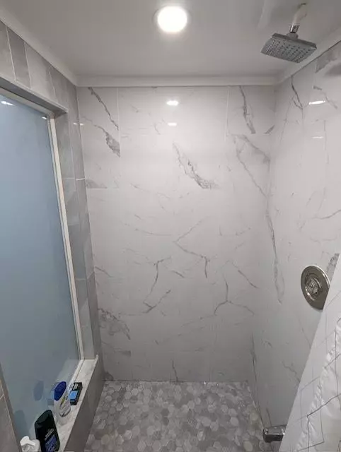 Toronto, ON M2R 3K6,49 Red Robin WAY #5