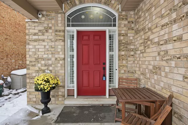 Aurora, ON L4G 7W6,10 Usherwood ST