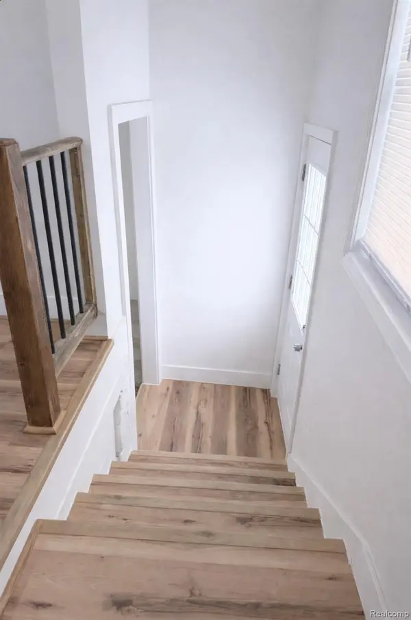 21912 Lakeview ST, St. Clair Shores, MI 48080