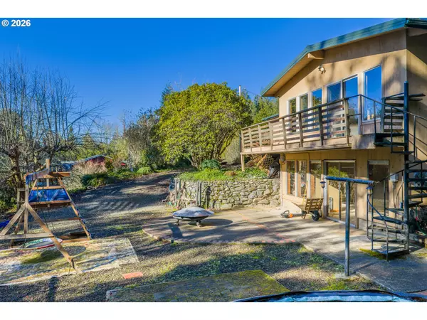 Coquille, OR 97423,56671 PLEASANT HILL DR