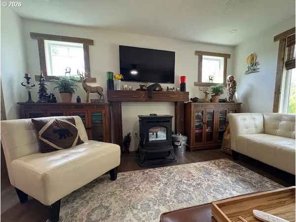 Gaston, OR 97119,410 CHURCH ST