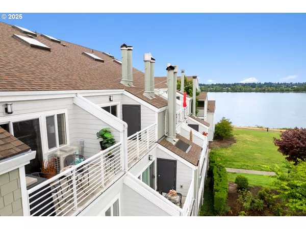 Portland, OR 97217,275 N HAYDEN BAY DR #275