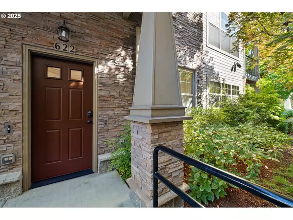 622 NE Garswood LN, Hillsboro, OR 97006