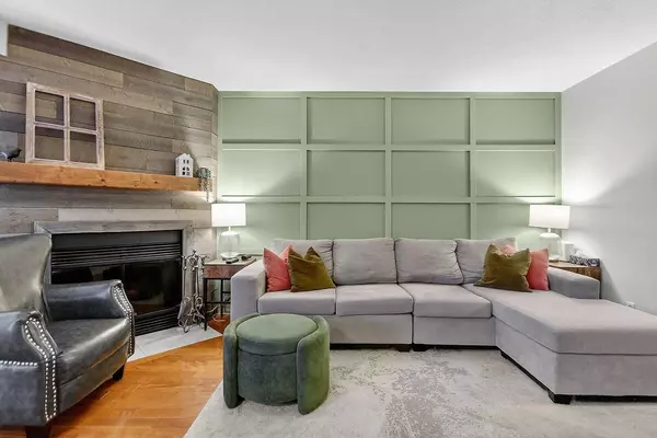 Barrhaven, ON K2J 4C6,55 Woodpark WAY