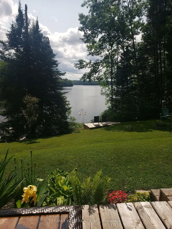 1017 Rays LN, Minden Hills, ON K0M 2K0