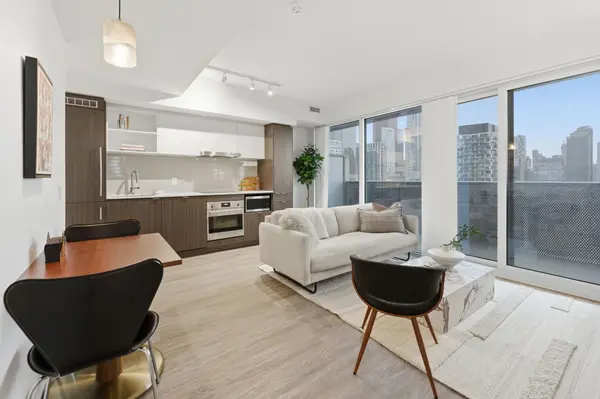 55 Cooper ST #2005,  Toronto C08,  ON M5E 0G1