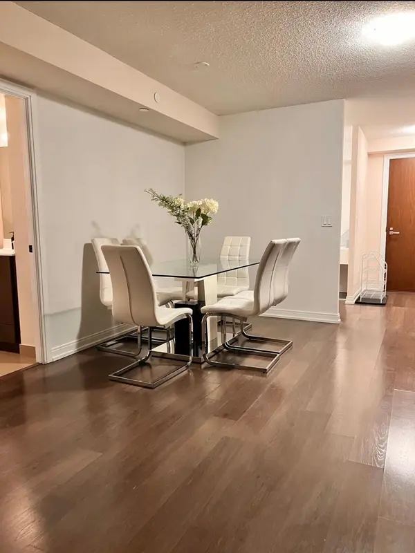 Toronto, ON M1S 0L7,255 Village Green SQ #1401