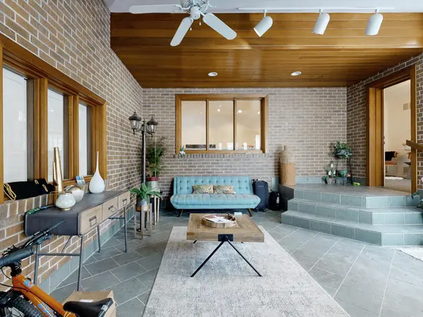 195 Rumble AVE, Richmond Hill, ON L4C 4G5