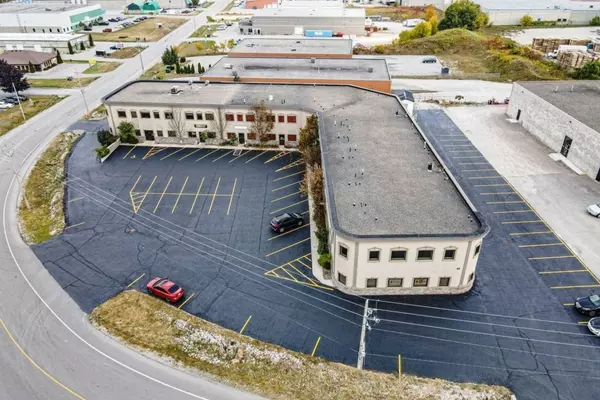 Barrie, ON L4N 9S3,27 Hooper RD