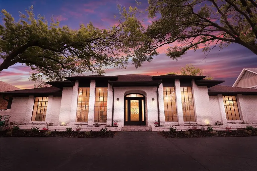 9309 Moss Farm Lane, Dallas, TX 75243