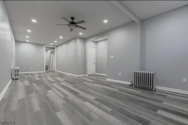 89 Sheridan St, Irvington Twp., NJ 07111