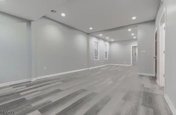 89 Sheridan St, Irvington Twp., NJ 07111