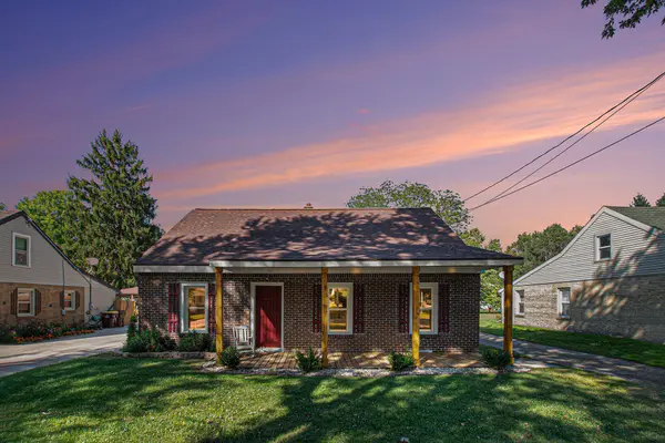 4662 Tolland AVE, Delhichartertownship_ingham, MI 48842