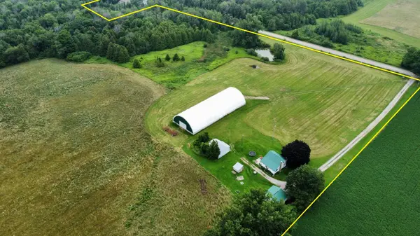 1715 Cragg RD, Scugog, ON L0C 1B0