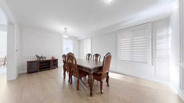 East Gwillimbury, ON L9N 0Y5,58 Carriage Shop BND