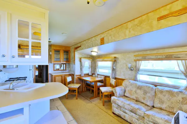 Severn, ON L0K 2C0,1838 Heron DR #14