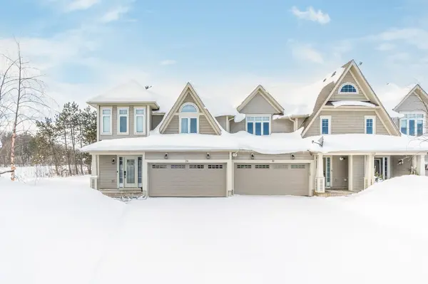 28 Masters CRES, Georgian Bay, ON L0K 1S0