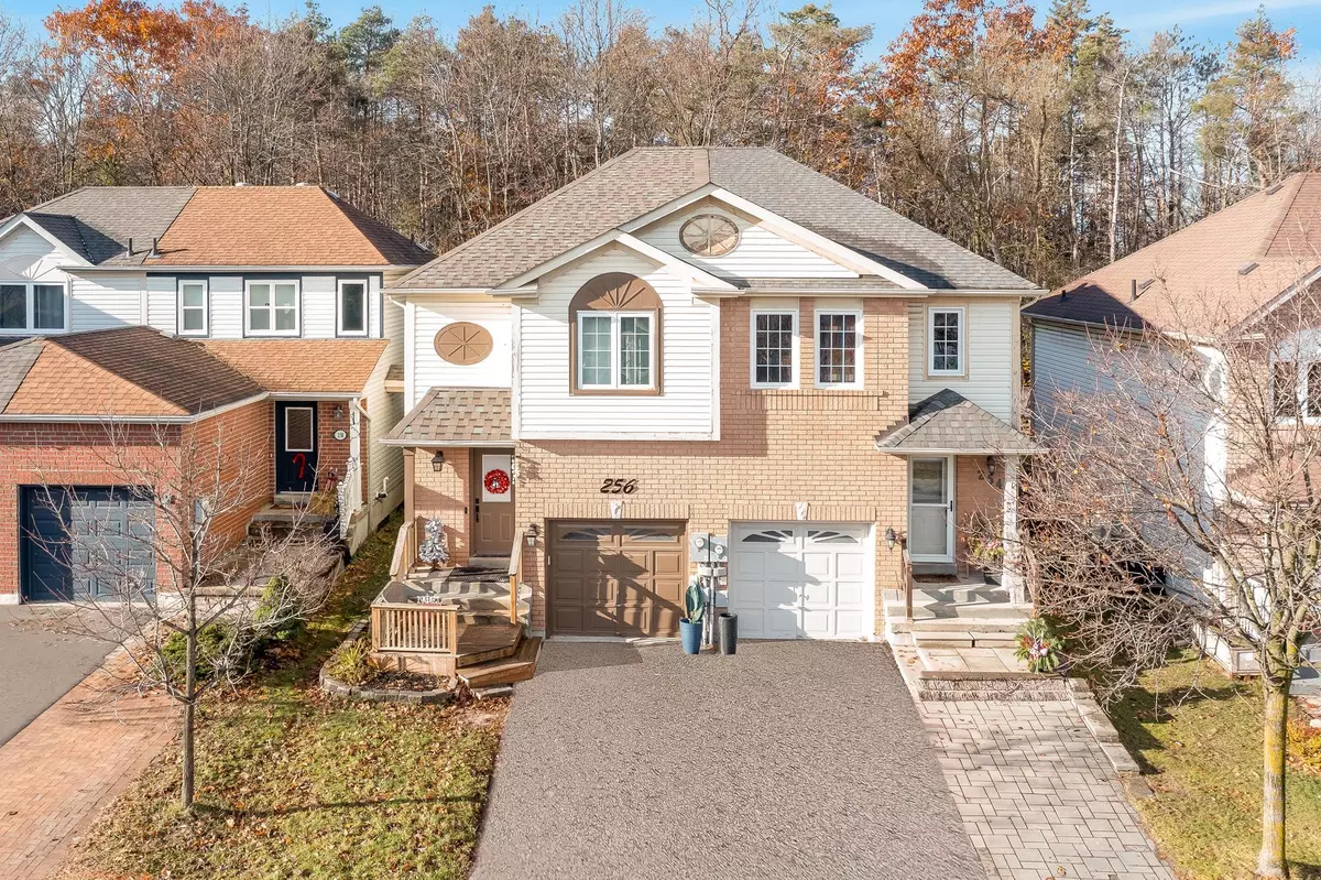 Barrie, ON L4N 8J9,256 Ferndale DR S