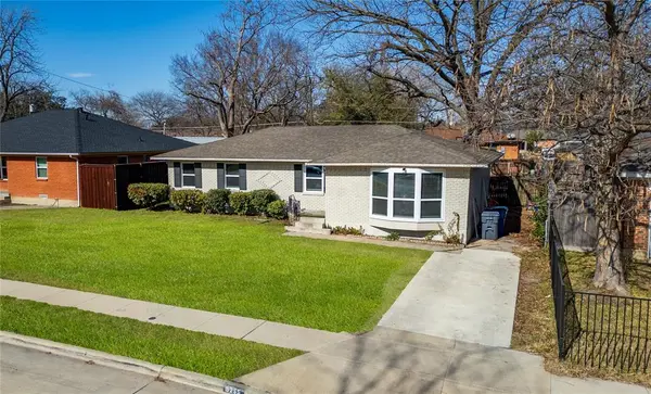 9255 Palisade Drive, Dallas, TX 75217