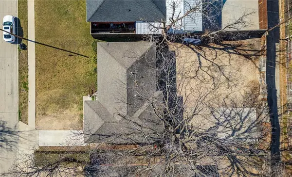 9255 Palisade Drive, Dallas, TX 75217