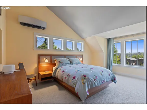 580 2ND ST, Lake Oswego, OR 97034