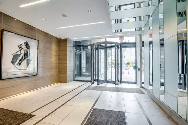 Toronto C08, ON M5E 0A8,1 The Esplanade DR #3401