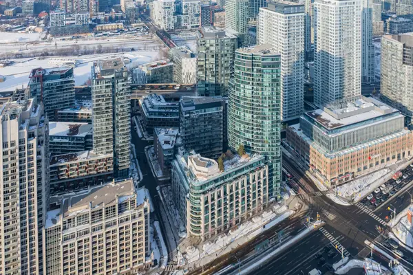 600 Fleet ST #1601, Toronto C01, ON M5V 1B7