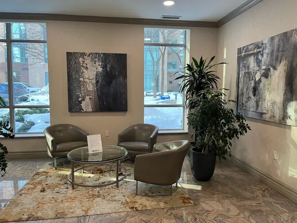 Toronto C14, ON M2N 7E6,28 Olive AVE #LPH10