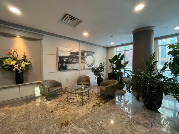 Toronto C14, ON M2N 7E6,28 Olive AVE #LPH10