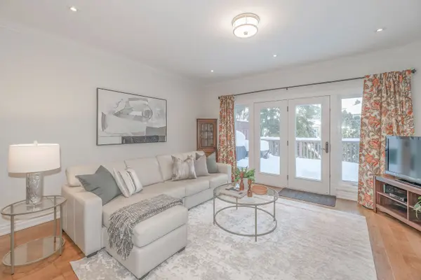 Toronto C04, ON M4N 1Z9,112 Glenforest RD