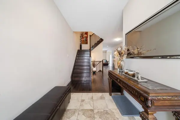 514 Old Mud ST, Hamilton, ON L8J 3X5