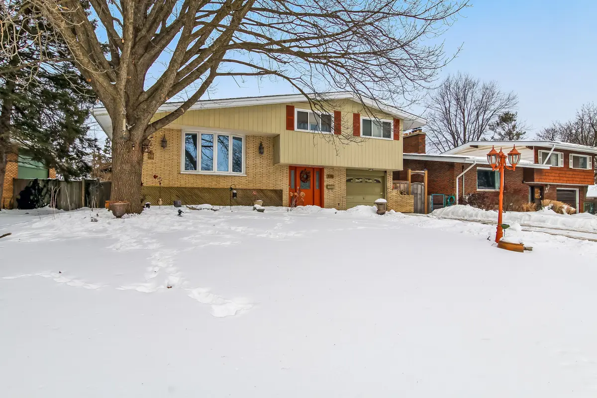 276 Southcrest DR, London South, ON N6J 1N4