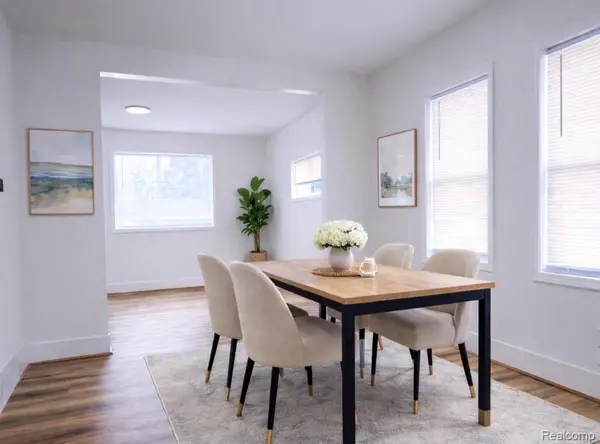 21912 Lakeview ST, St. Clair Shores, MI 48080