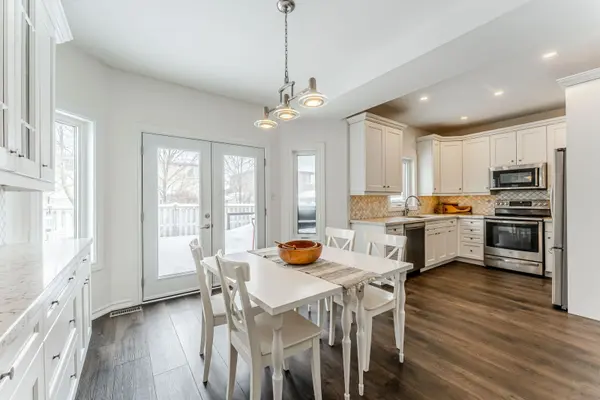 Barrie, ON L4N 0P8,27 McAvoy DR