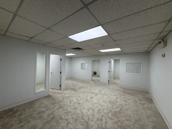 London South, ON N6C 4R5,743 Wellington RD #B