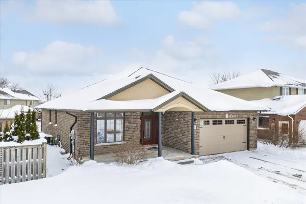 Centre Wellington, ON N0B 1S0,99 Walser ST