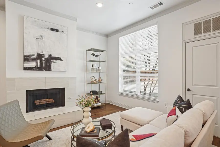 4201 Lomo Alto Drive #4729, Highland Park, TX 75219