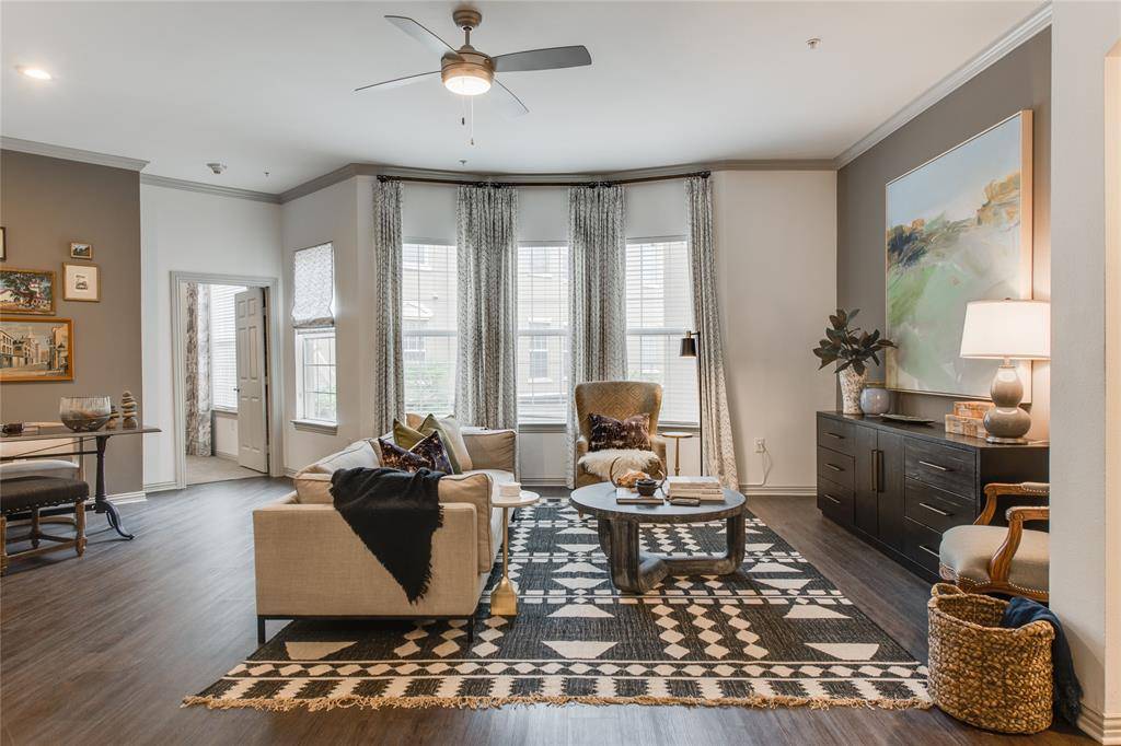 4201 Lomo Alto Drive #214, Highland Park, TX 75219