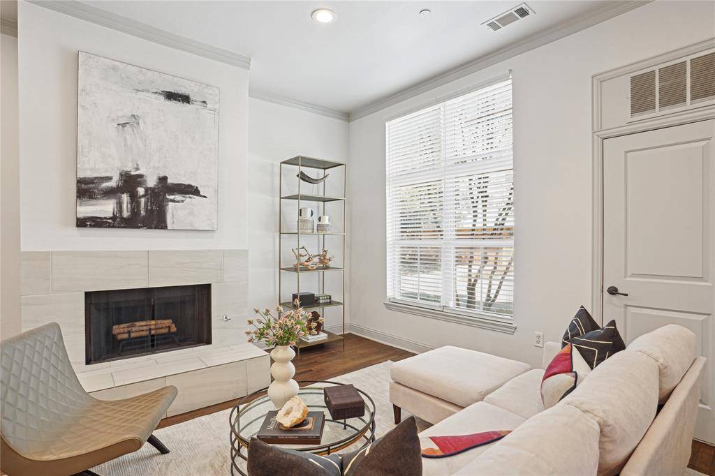 4201 Lomo Alto Drive #4749, Highland Park, TX 75219