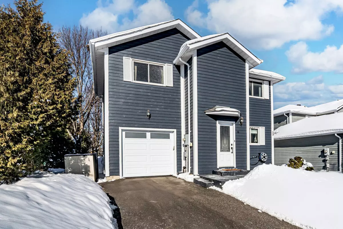 Barrie, ON L4N 6M4,6 James ST