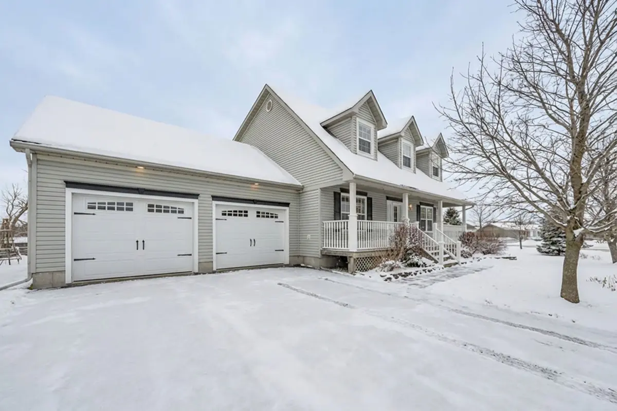 Augusta, ON K6V 5T2,3 Cheyenne TRL