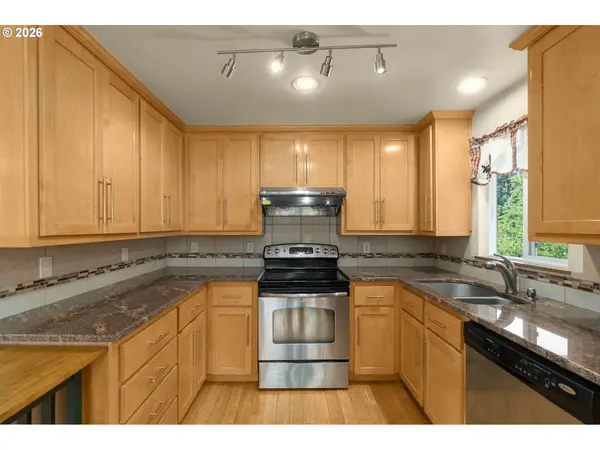 14025 SW ROCHESTER DR, Beaverton, OR 97008