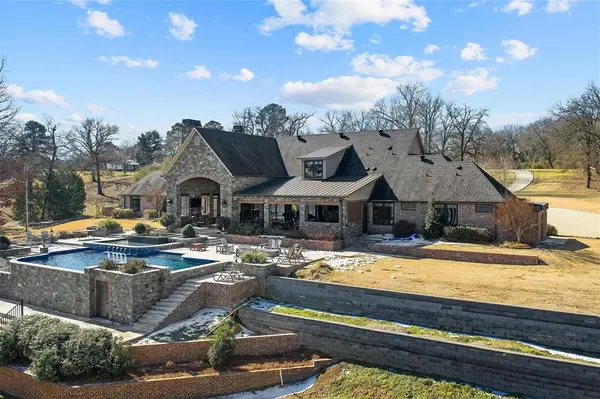 8081 Lords Way, Mooringsport, LA 71060