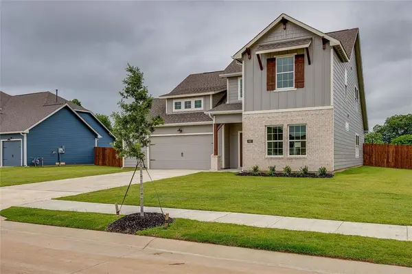 602 Kyle Drive, Tioga, TX 76271