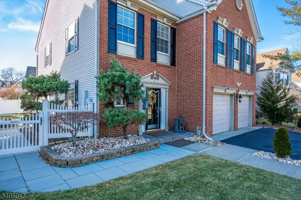 9 Magellan Way, Franklin Twp., NJ 08823