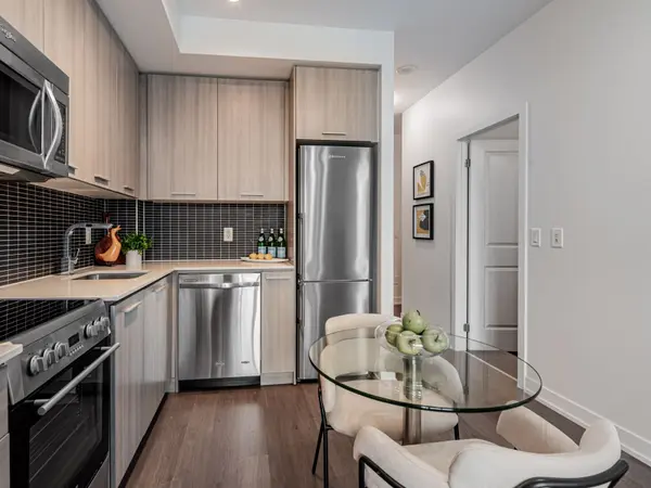 105 George ST #708, Toronto C08, ON M5A 0L4