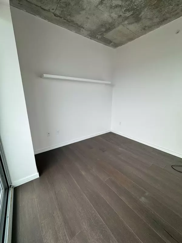 Toronto C08, ON M5A 0M4,170 Bayview AVE #2604