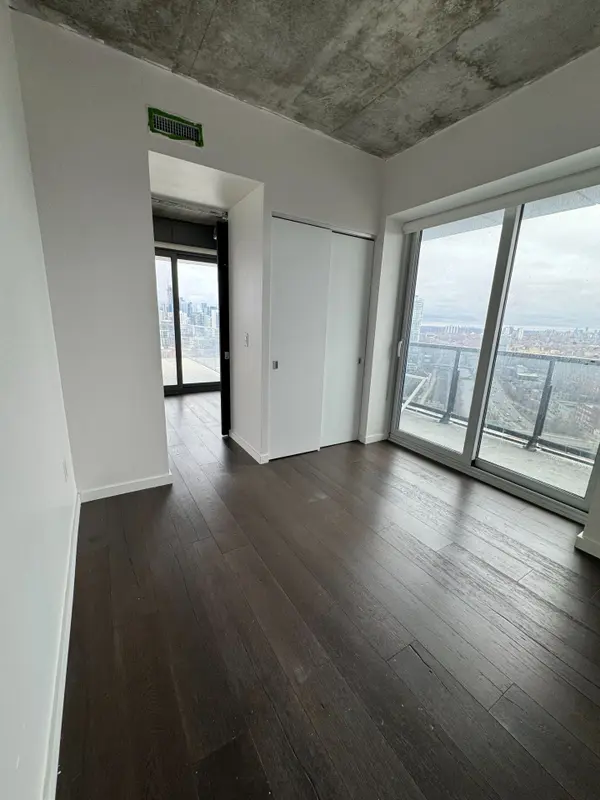 Toronto C08, ON M5A 0M4,170 Bayview AVE #2604