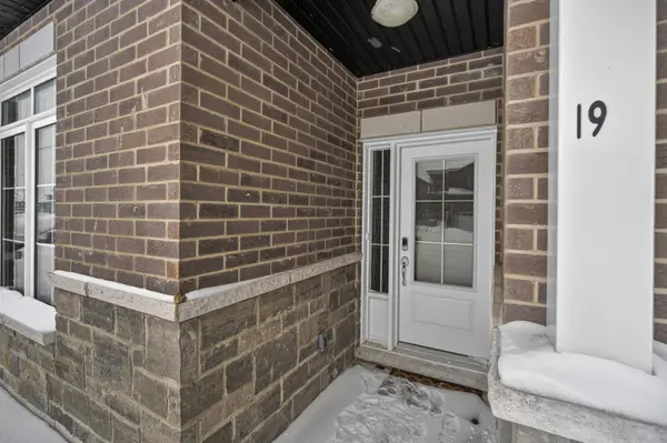 Kawartha Lakes, ON K0M 1A0,19 Hillcroft WAY