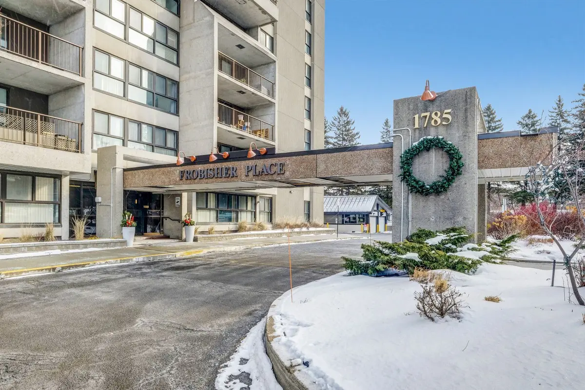 Alta Vista And Area, ON K1G 3T7,1785 Frobisher LN #1609